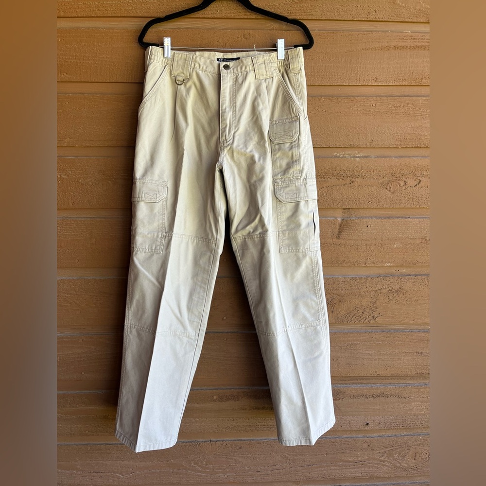 5.11 Tactical Series Cotton Canvas pant. Womens size 32/30. NWOT rn 109614